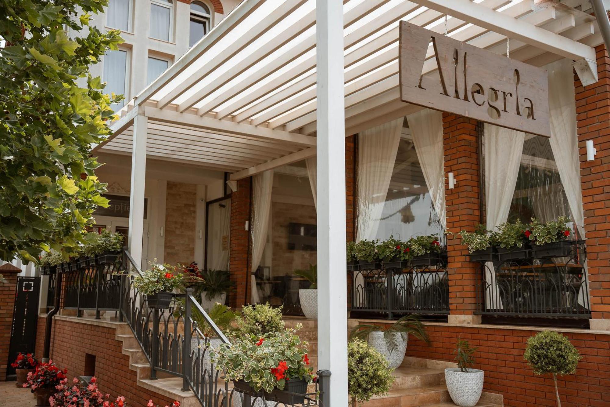 Allegria Hotel Spa Baile 1 Mai Esterno foto